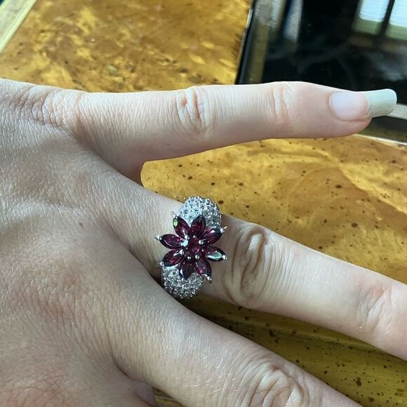 Natural Rhodolite Garnet Sterling Silver Cocktail Ring Size 6 - Picture 3 of 8